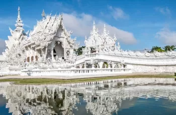 Wat Rong Khun – Ngôi chùa màu trắng có một không hai ở Thái Lan